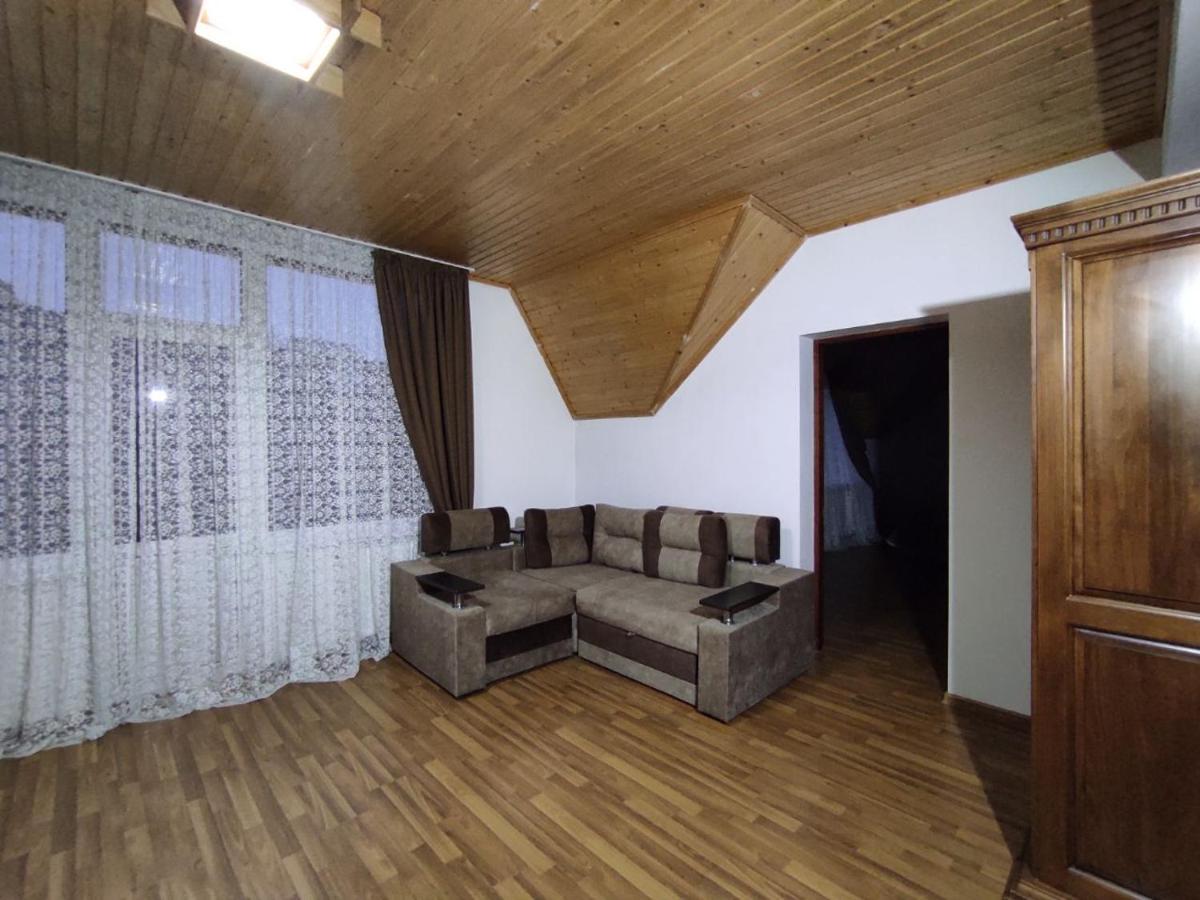 Фортуна Mizhhirya  Bagian luar foto
